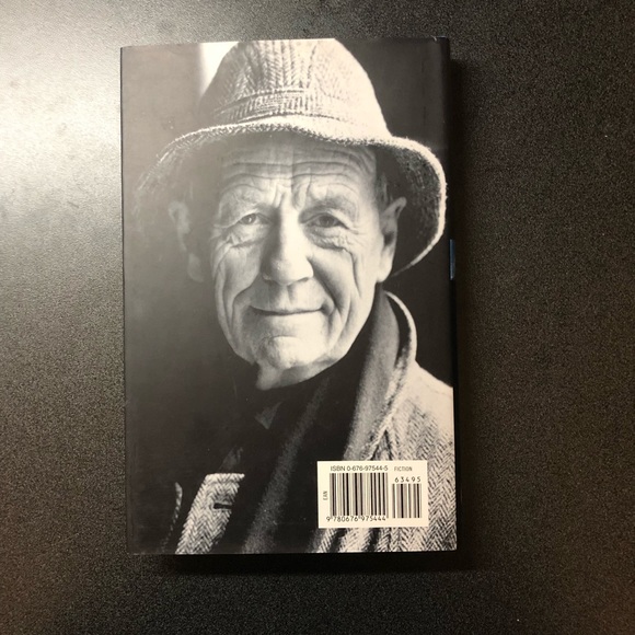 🍑 3 / 20$ 🍑 The Story of Lucy Gault - Picture 3 of 4